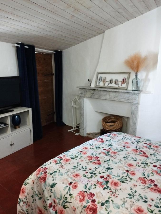 Chez Les Filles Bed & Breakfast Dions Luaran gambar